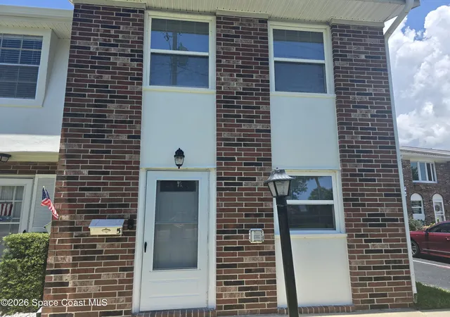 2200-s-palmetto-ave-e050-south-daytona-fl-32119/hzid_938f844f