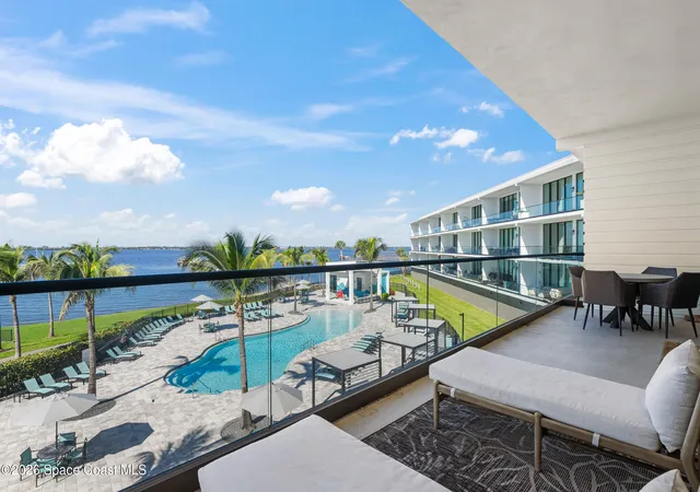 205-strand-dr-305-melbourne-beach-fl-32951/hzid_ef84e803