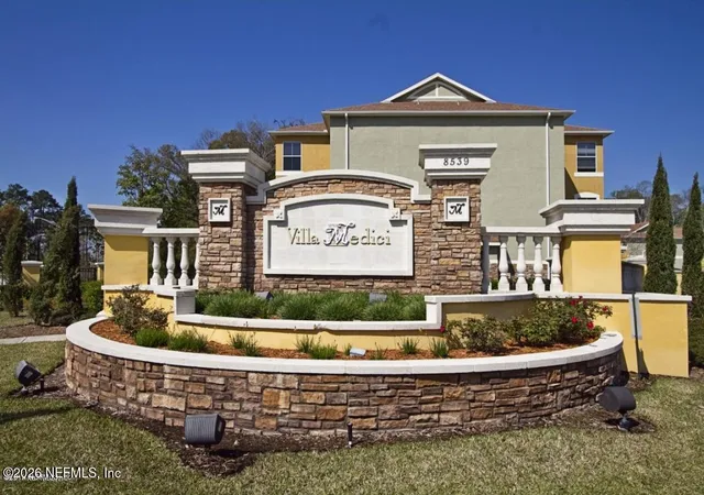 8539-gate-pkwy-w-9411-jacksonville-fl-32216/hzid_91e601e2