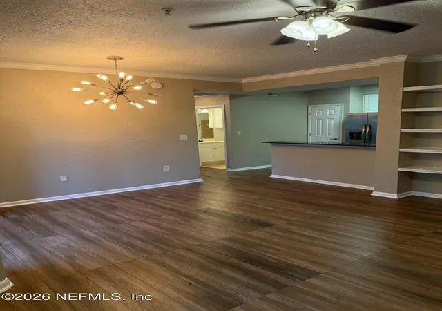 8539-gate-pkwy-w-424-jacksonville-fl-32216/hzid_4bad4427