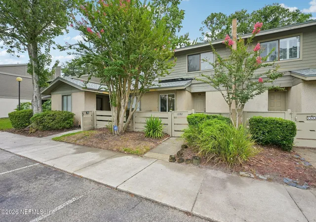 7701-baymeadows-cir-w-1092-jacksonville-fl-32256/hzid_89725025