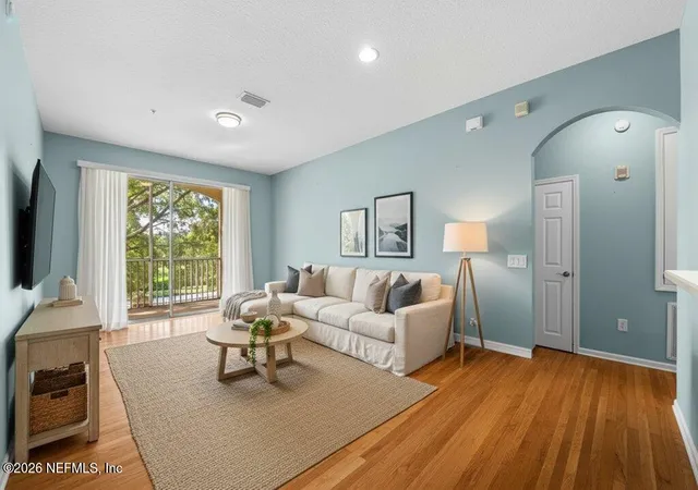 7801-point-meadows-dr-8202-jacksonville-fl-32256/hzid_81a11de5