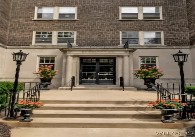 83-bryant-st-8a-buffalo-ny-14209/hzid_5393c362
