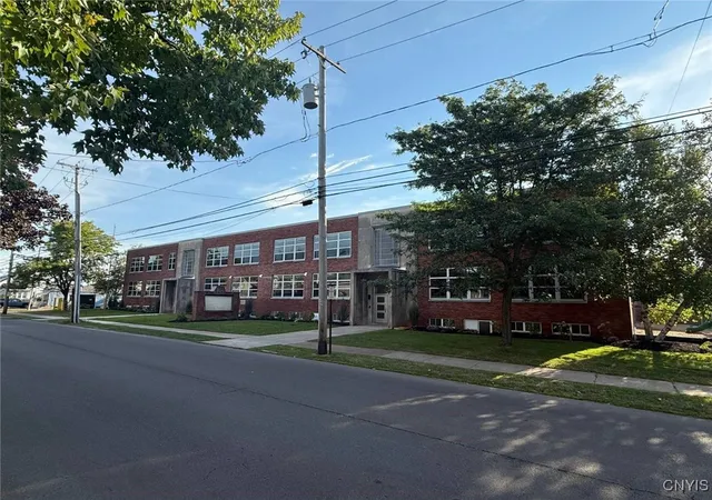 214-kinne-st-101-east-syracuse-ny-13057/hzid_55c2f930