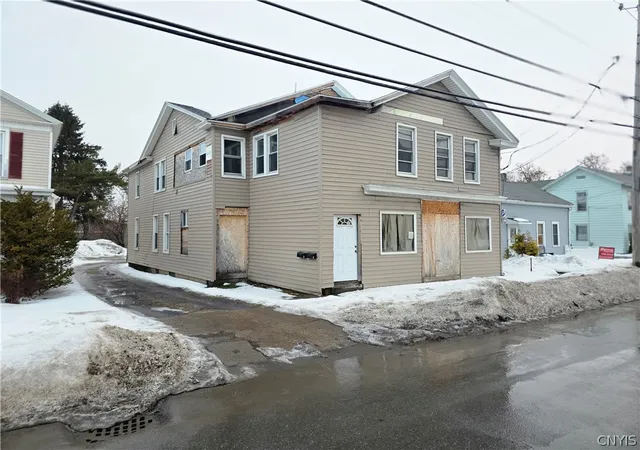 92-main-st-new-york-mills-ny-13417/hzid_80c42cfe