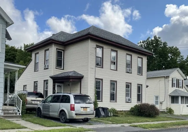 41-walnut-st-auburn-ny-13021/hzid_43875b45