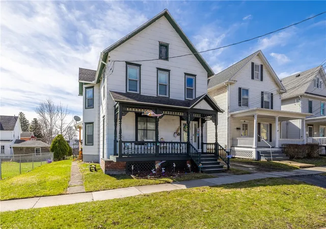 135-north-st-geneva-ny-14456/hzid_898ae3d4