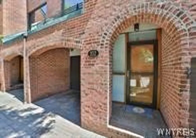 252-rivermist-dr-buffalo-ny-14202/hzid_4c42c8c7
