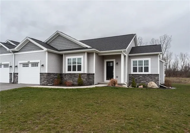 5119-red-oak-ln-batavia-ny-14020/hzid_2a93ff56
