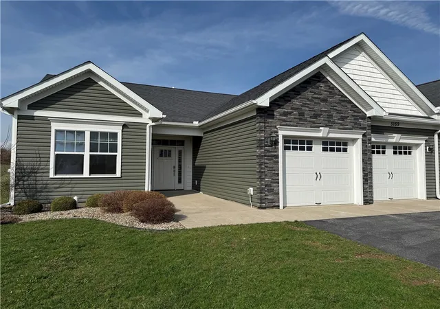 5169-laurel-oak-way-batavia-ny-14020/hzid_53faa851
