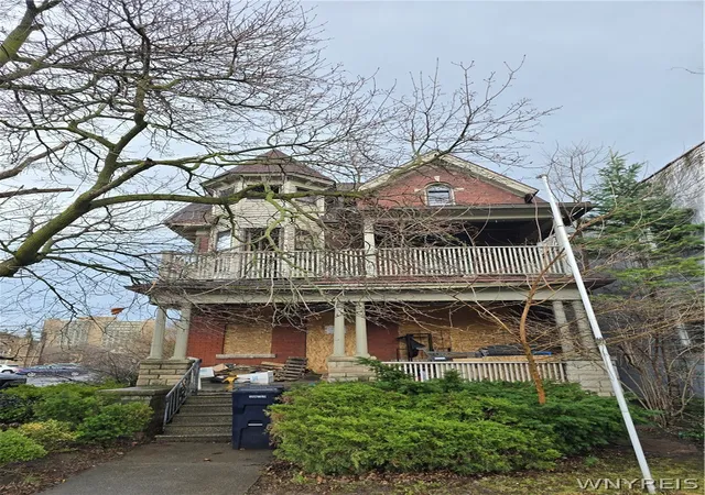 729-main-st-niagara-falls-ny-14301/hzid_d299d8c3