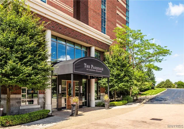132-lakefront-blvd-404-buffalo-ny-14202/hzid_f0f51c7f