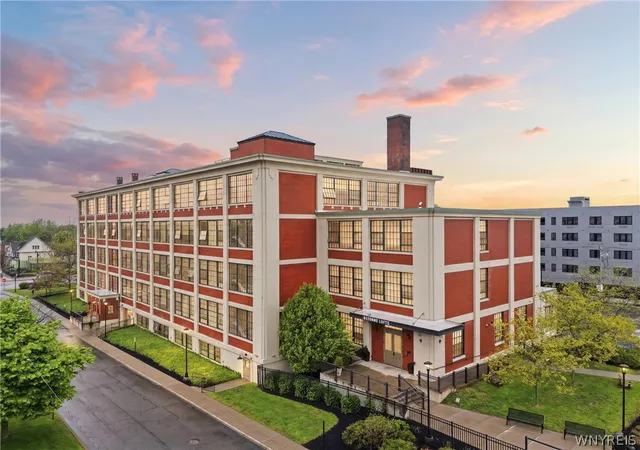 2917-main-st-buffalo-ny-14214/hzid_fc046bde