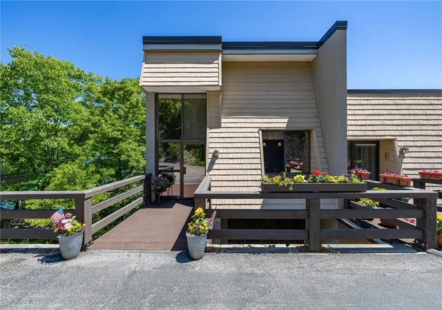 14-cliffside-dr-canandaigua-ny-14424/hzid_cd20384e