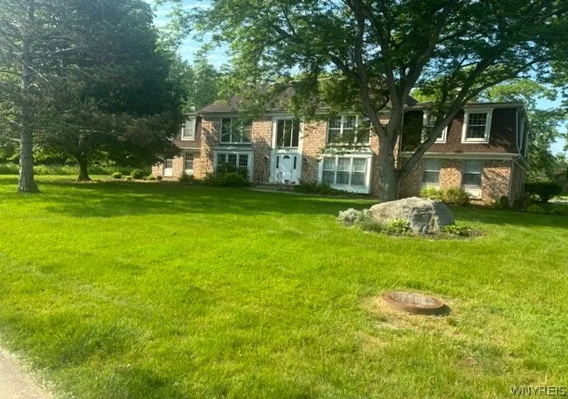 100-carriage-dr-dr-7-orchard-park-ny-14127/hzid_5a214dc8