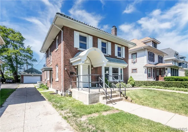 117-w-humboldt-pkwy-buffalo-ny-14214/hzid_d5576f06