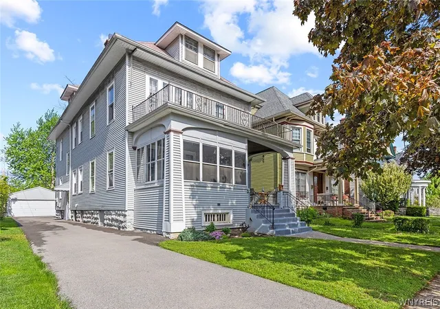 230-parker-ave-buffalo-ny-14214/hzid_3a8d55b3