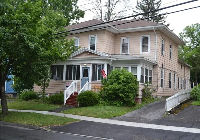 38-chapin-st-canandaigua-ny-14424/hzid_df8c268e