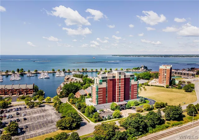 132-lakefront-blvd-1003-buffalo-ny-14202/hzid_2343f4e1