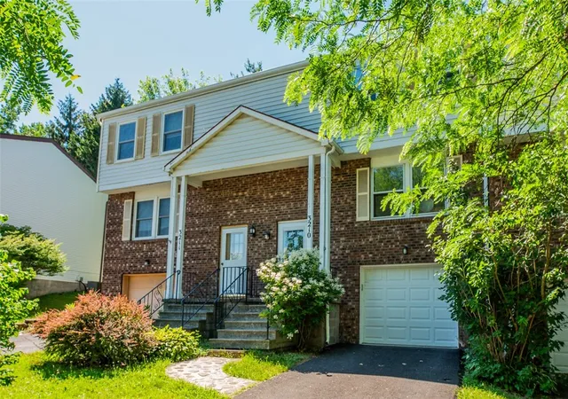 3210-sherwood-dr-walworth-ny-14568/hzid_82bb1edf