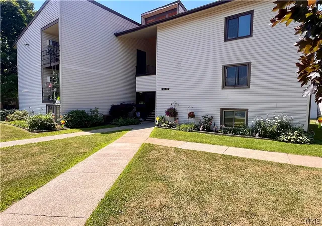435-idlewood-blvd-baldwinsville-ny-13027/hzid_65bcd777