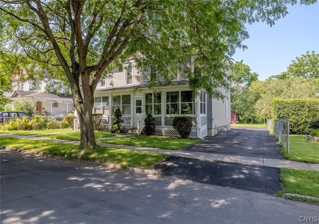 11-13-baker-ave-auburn-ny-13021/hzid_48c91759
