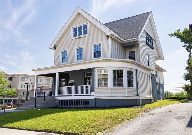 184-alexander-st-rochester-ny-14607/hzid_c83e0821