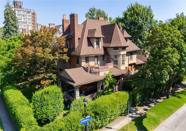 32-34-strathallan-park-rochester-ny-14607/hzid_1ed7f82c