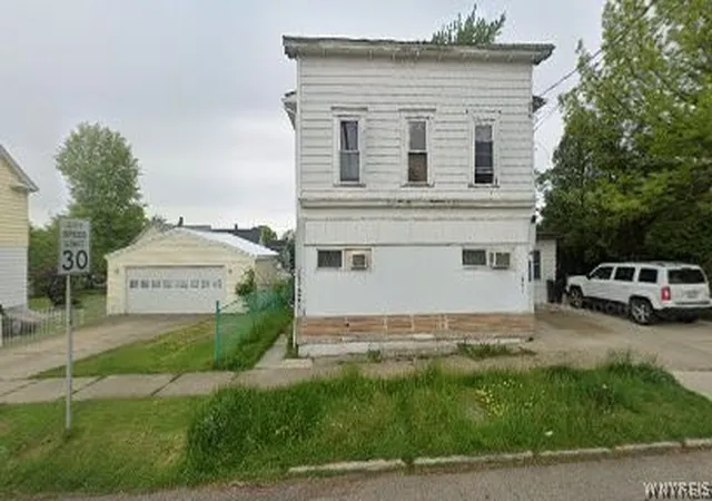 100-e-doughty-st-dunkirk-ny-14048/hzid_bf706d95