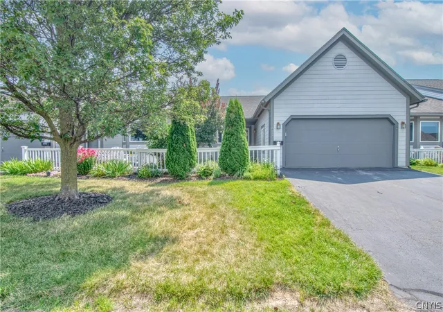 254-oarlock-cir-east-syracuse-ny-13057/hzid_e861e8d9