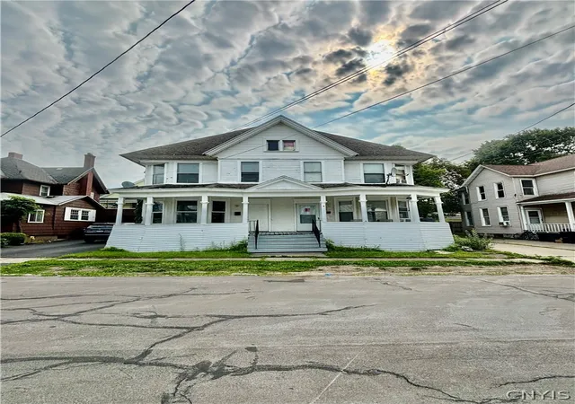 2-gaylord-st-4-auburn-ny-13021/hzid_4d212e87