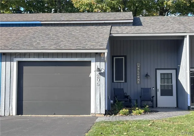 205-golfcrest-cir-baldwinsville-ny-13027/hzid_f8681774