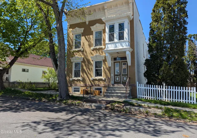 1153-7th-avenue-watervliet-ny-12189/hzid_2b328000