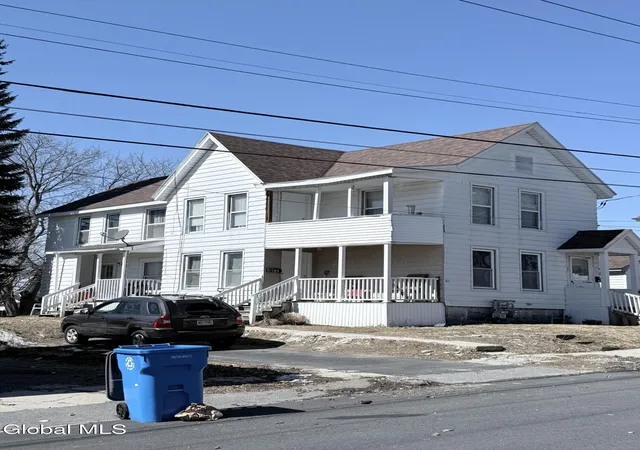 87-yale-st-gloversville-ny-12078/hzid_73e40c7b