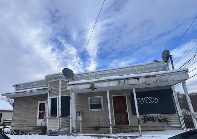 1002-davis-ter-schenectady-ny-12303/hzid_d7de7210