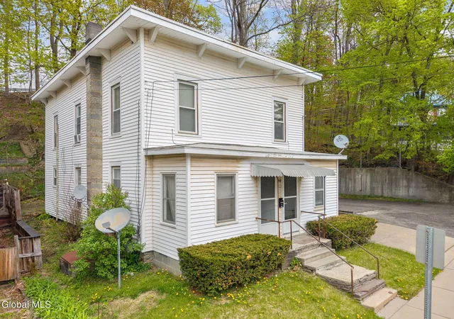 39-fair-st-oneonta-ny-13820/hzid_bff72105