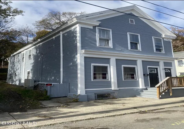 13-sargent-st-cohoes-ny-12047/hzid_5d20339b