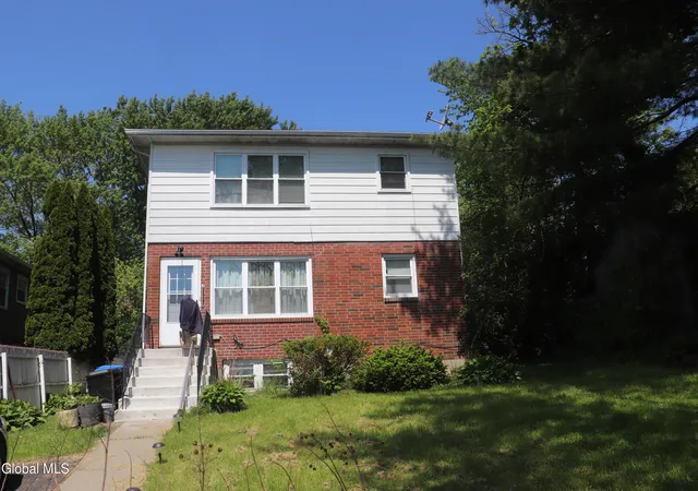 12-limerick-dr-albany-ny-12204/hzid_c4867529