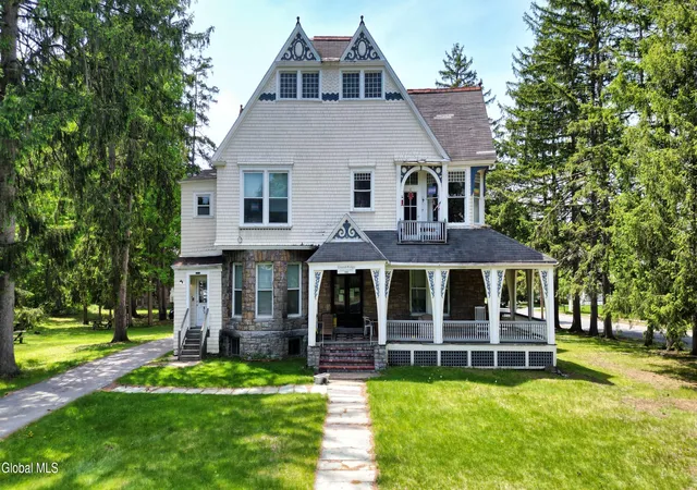 190-ridge-st-glens-falls-ny-12801/hzid_74248fab