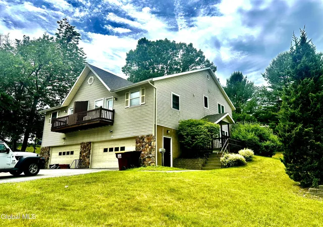 111-113-east-ave-saratoga-springs-ny-12866/hzid_437a922e