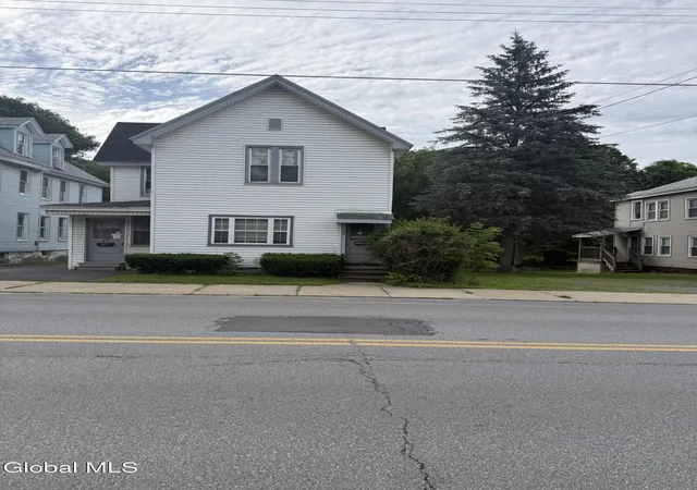 239-s-main-st-gloversville-ny-12078/hzid_e568199b