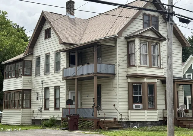 22-e-8th-avenue-gloversville-ny-12078/hzid_d2984983