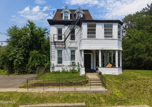 2209-16th-street-troy-ny-12180/hzid_1239585b