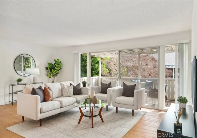 225-avenida-majorca-n-laguna-woods-ca-92637/hzid_0575f59c