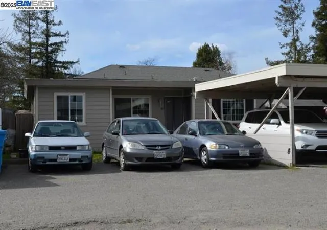 487-hearn-ave-santa-rosa-ca-95407/hzid_aac7344d