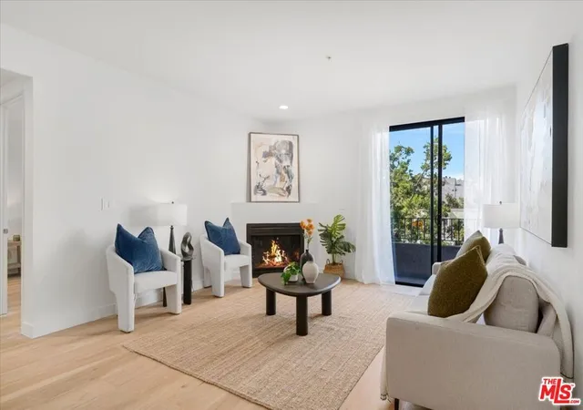 625-s-berendo-st-212-los-angeles-ca-90005/hzid_6a551a88