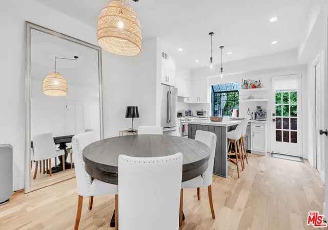 202-san-vicente-blvd-15-santa-monica-ca-90402/hzid_638ee853