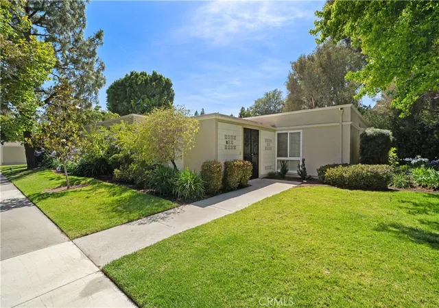 755-avenida-majorca-b-laguna-woods-ca-92637/hzid_f88e9125