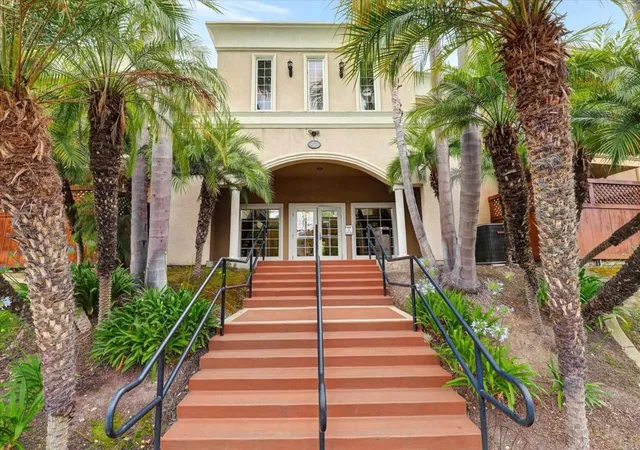 4570-54th-208-san-diego-ca-92115/hzid_9332e459
