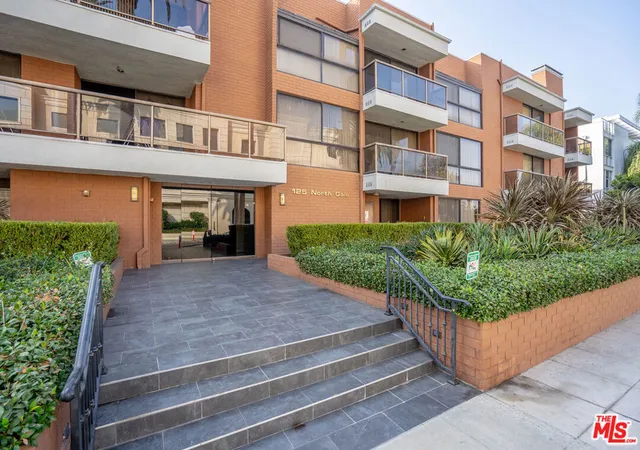 125-n-gale-dr-205-beverly-hills-ca-90211/hzid_9cf1198f